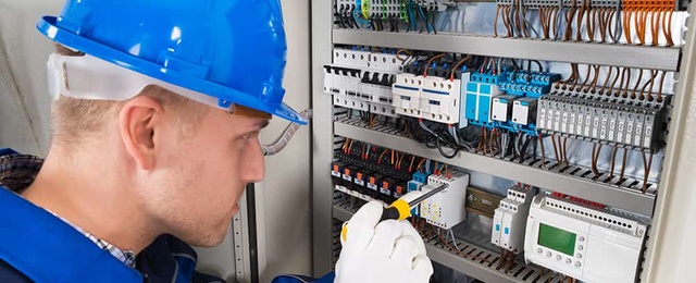Elektroniker für Energie- und Gebäudetechnik (m/w/d) bei Elektroservice Zickler in Friedrichroda