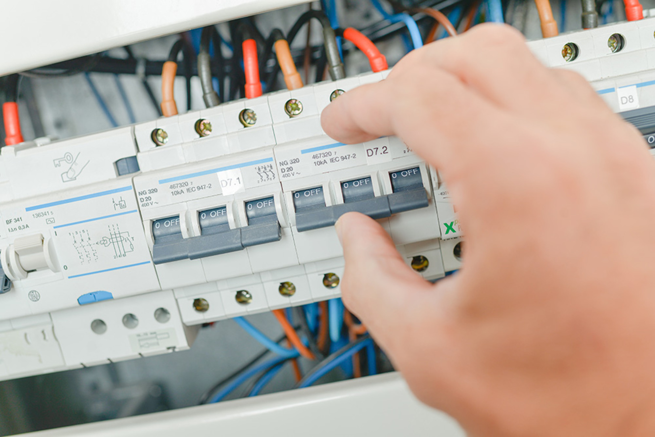 Elektro­installation bei Elektroservice Zickler in Friedrichroda